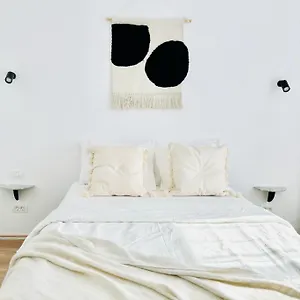  Apartment Urban Parkside Retreat Cozy 2-bed Ap By Metro